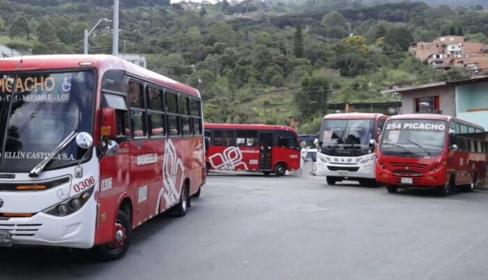 BUses